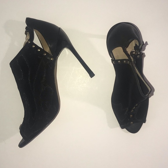 Zara Shoes - Zara Woman Black Mesh Heels Size 39